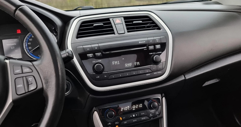Suzuki SX4 cena 43900 przebieg: 147600, rok produkcji 2015 z Gdynia małe 781